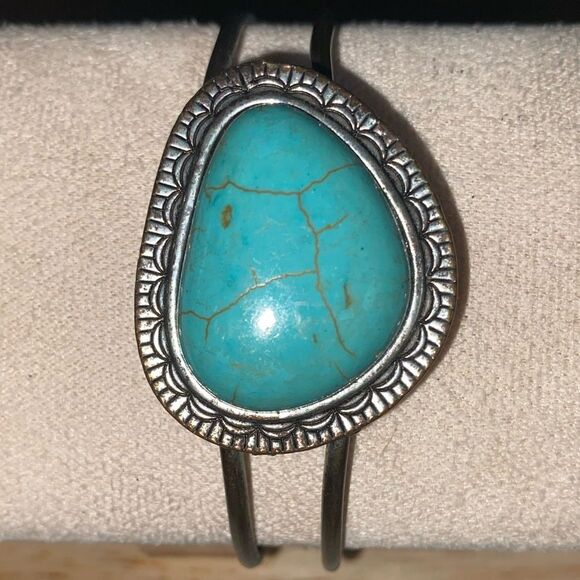 Triangle Rugged Stunning Turquoise Hollow Design Snap Bangle Bracelet Boho - Picture 4 of 6